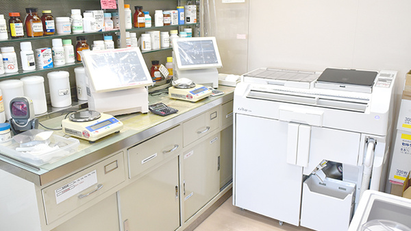 西が丘薬局の調剤器具