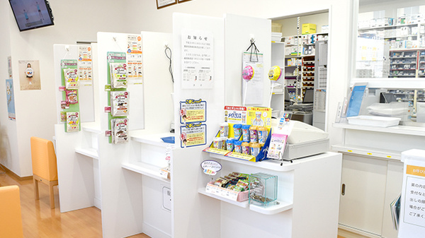 たんぽぽ薬局　遠山病院前店の受付/カウンター