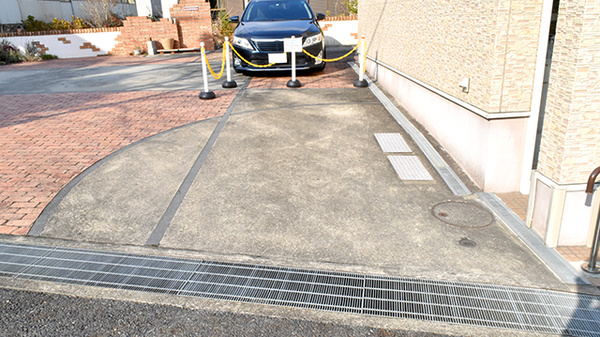 たんぽぽ薬局　大津店の駐車場