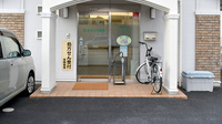あすなろ薬局の入口