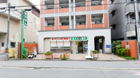 キリン堂薬局　府立医大前店の外観