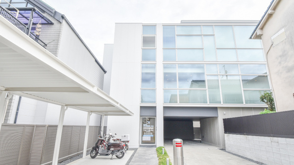 クルミ薬局２号店の外観