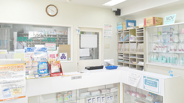 ふれあいマルキ薬局の受付/カウンター