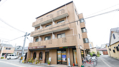 マリーンいずみ薬局の外観