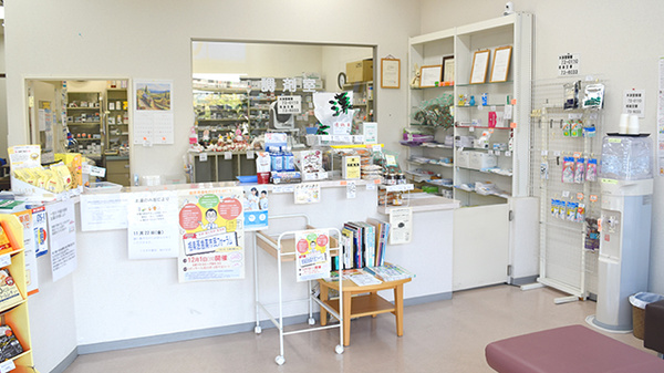 うさぎや薬局桜が丘店の受付/カウンター