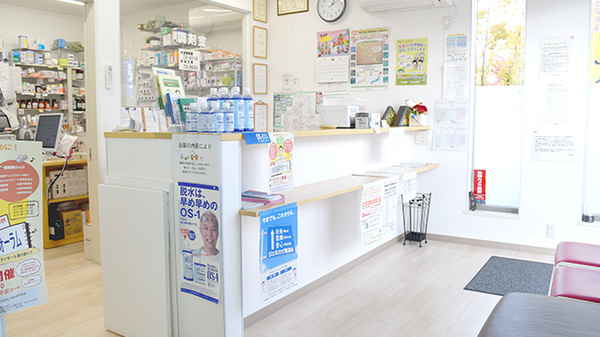 うさぎや薬局の受付/カウンター