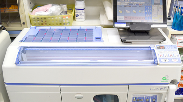 ツバサ薬局　京田辺店の調剤器具