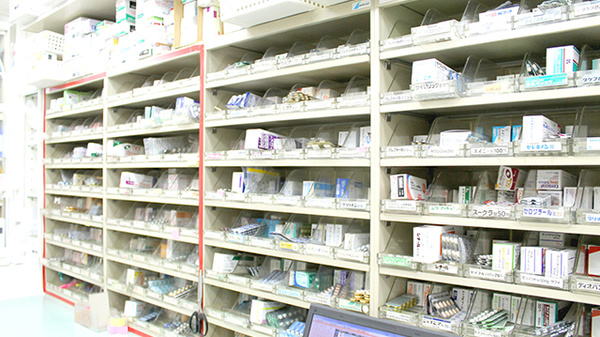 薬棚