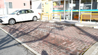 ハート薬局の駐車場