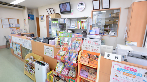泉州調剤薬局の受付/カウンター