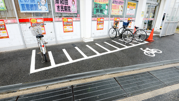 キリン堂薬局　岸和田店の駐輪場