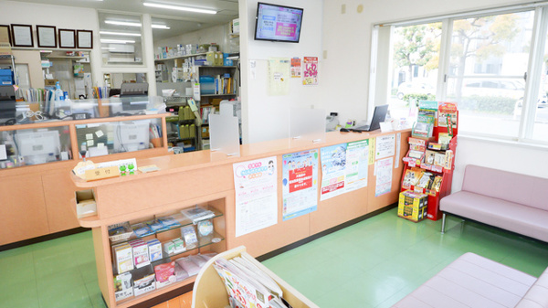 泉州薬局の受付/カウンター