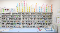 泉州薬局　土生店の薬棚