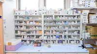 泉州薬局　磯上店の薬棚