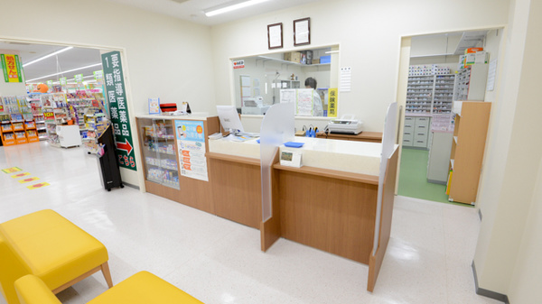 キリン堂薬局　箕面桜ヶ丘店の受付/カウンター