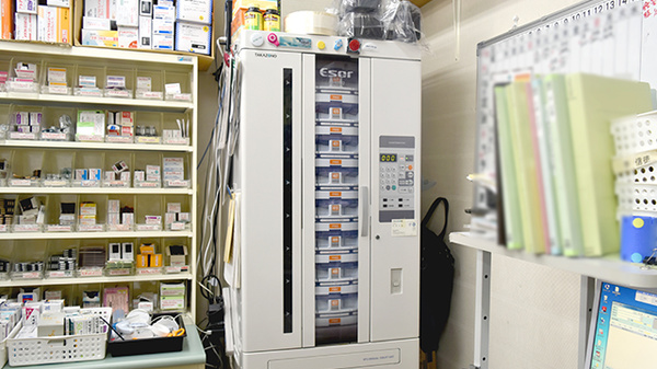 カナリヤ薬局の調剤器具