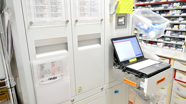 たんぽぽ薬局　上本町店の調剤器具