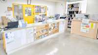 しいの実薬局の受付/カウンター
