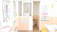 みとう薬局あびこ店の感染予防待合スペース