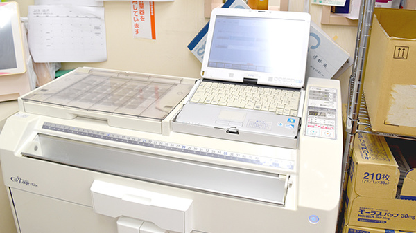 ヒノデ薬局　天王寺店の調剤器具
