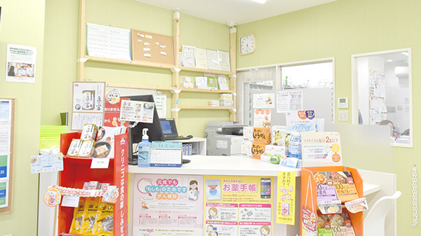 しらかば薬局の受付/カウンター