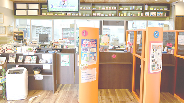 サンプラザ薬局　津田駅前局の受付/カウンター