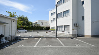 サンプラザ薬局　山田池局の駐車場