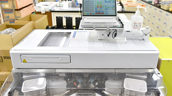 たんぽぽ薬局　香里ケ丘店の調剤器具