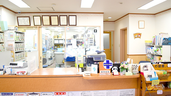 ツバサ薬局　津田店の受付/カウンター