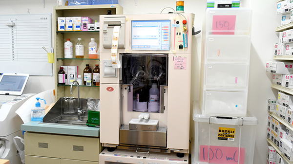 ak薬局　枚方くずは店の調剤器具