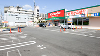 キリン堂薬局　津田駅前店の駐車場