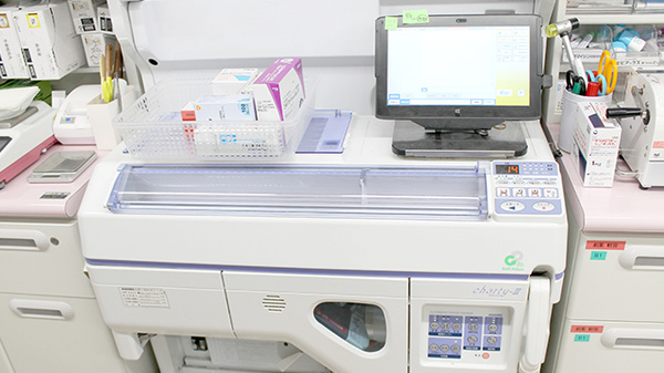 東淀川ハートフル薬局の調剤器具