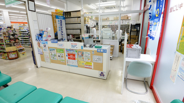 キリン堂薬局　守口店の受付/カウンター