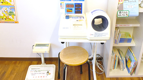 サンプラザ調剤薬局　郡津局の血圧計