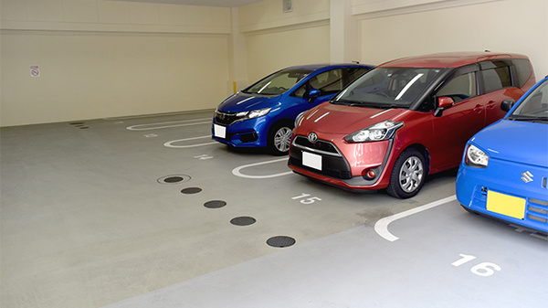 グリーンメディック薬局少路の駐車場