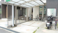 カリス薬局の駐車場