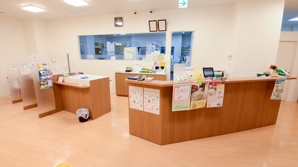 キリン堂薬局　ハービスプラザ店の受付/カウンター