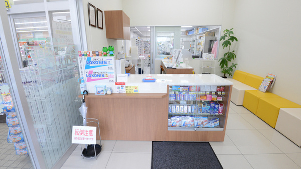 キリン堂薬局　富田林若松店の受付/カウンター