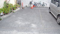あき薬局の駐車場
