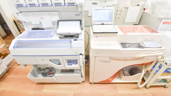 東光第一薬局 長瀬店の調剤器具