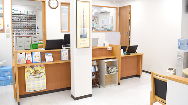 リープ薬局　宝持店の受付/カウンター