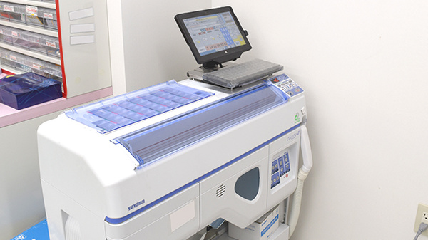 リープ薬局　宝持店の調剤器具