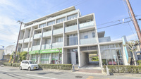 忠岡プラザ薬局の外観