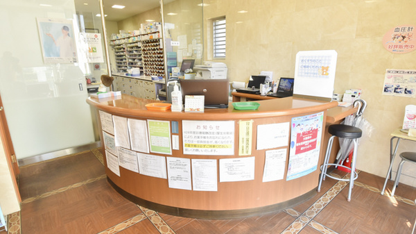 忠岡プラザ薬局の受付/カウンター