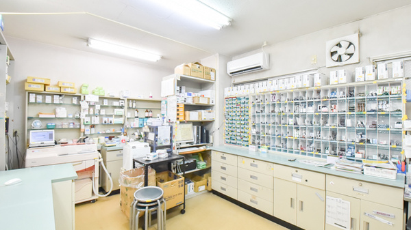 東光第一薬局 高安店の調剤室