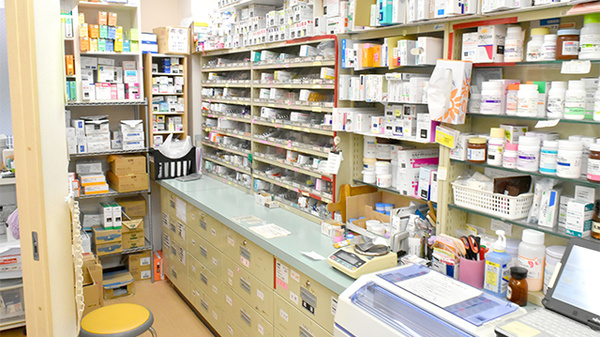 アップルプラス薬局　八尾北本町店の調剤室