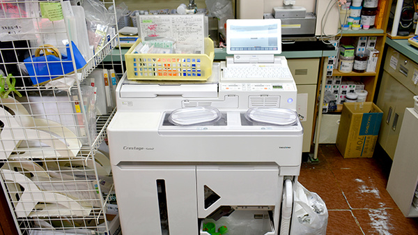 コスモファーマ薬局忍ケ丘店の調剤器具