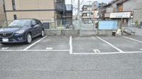 スミレ薬局の駐車場