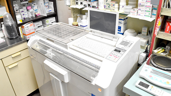 リバティ薬局の調剤器具