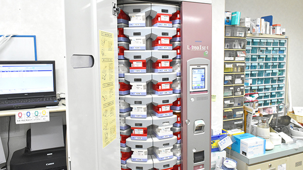 アップルプラス薬局神戸本店の調剤器具